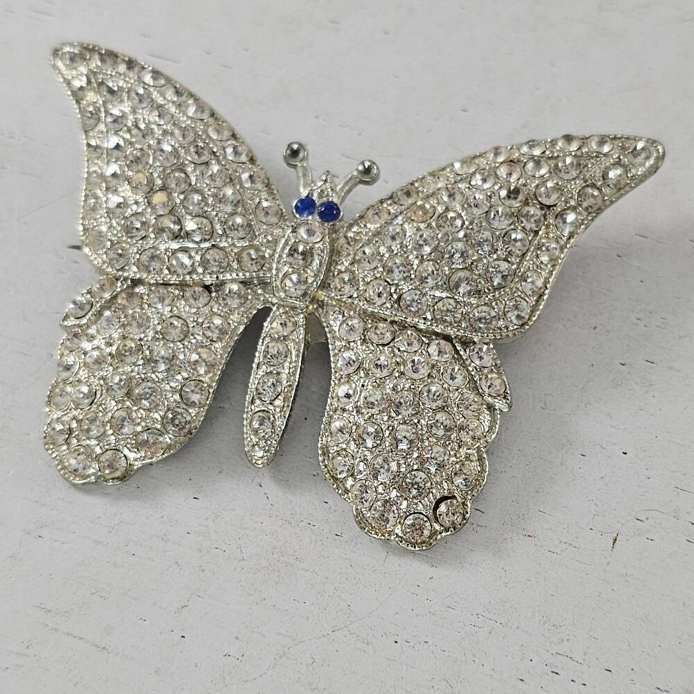 Vintage Apex Art Butterfly Rhinestone Brooch Pin Silver Tone Pin - Picture 8 of 8